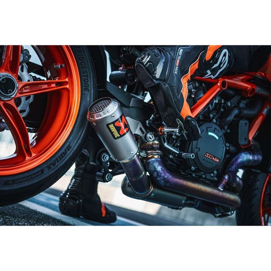 Imagen de Kit Akrapovic ?Evolution Line?